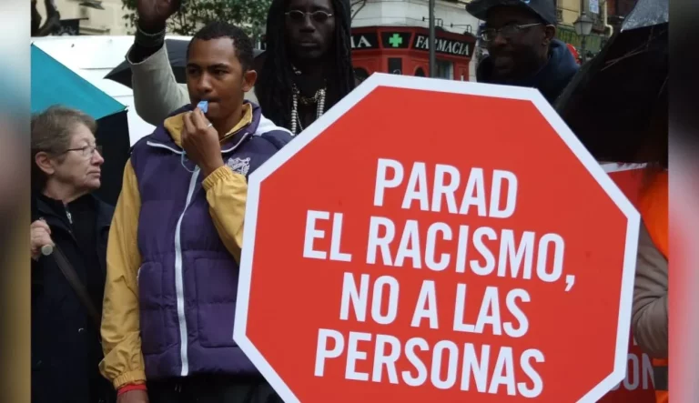 Manifiesto por el fin de los controles policiales racistas